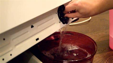 Как слить воду со стиральной машины