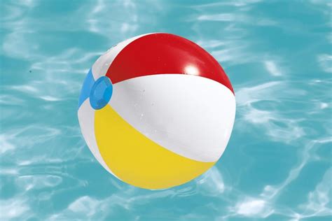Надувной мяч для пляжа