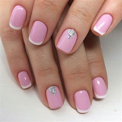 Розовый френч на квадратных ногтях