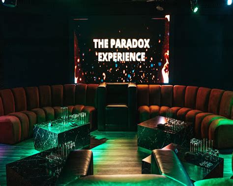 Paradox lounge